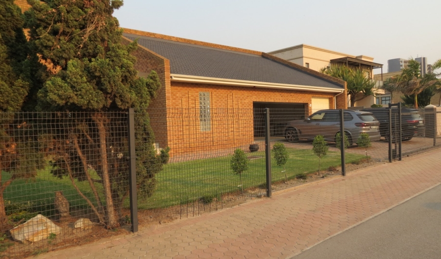 4 Bedroom Property for Sale in Diaz Beach Western Cape